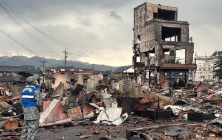 A picture of the destruction due to the earthquake. ©Japan Ministry of Defence
